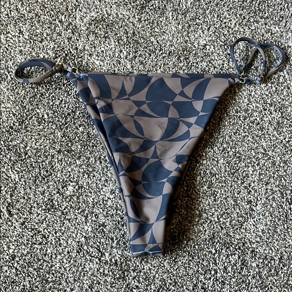 REPOSH - Skatie Harli bottoms in Honolulu